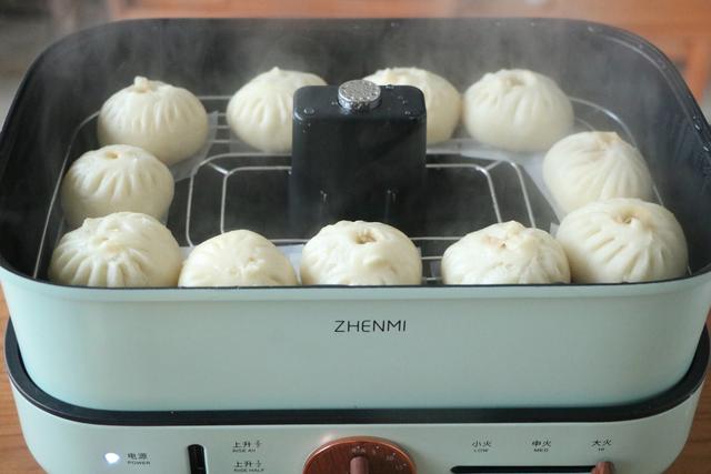 早餐小笼包，一口一个，学会在家做，比外面卖的健康好吃