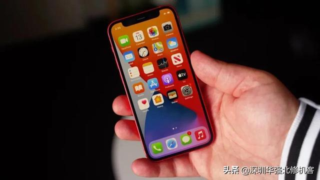 不少iPhone 12 mini用户报告锁屏灵敏度出现问题