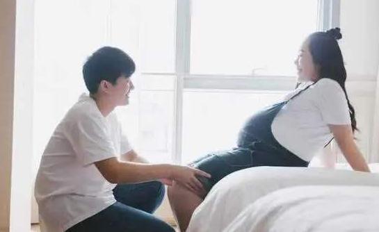 超级宝妈|准妈妈怀孕7个月，肚子比其他孕妇小一号，经过检查孕妈后悔不已