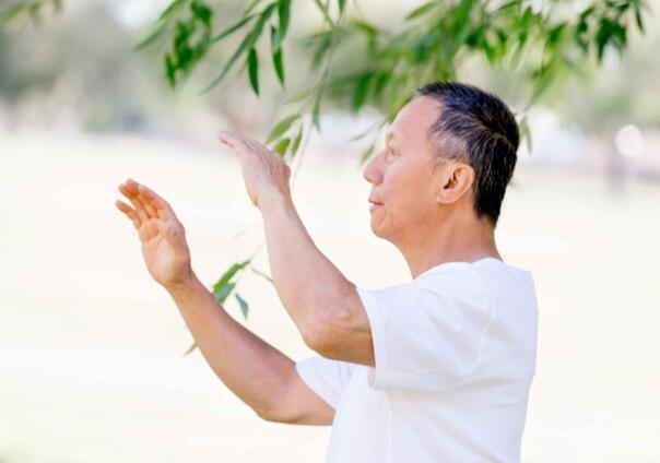 老年痴呆发病前，会有5大“征兆”，家人需留心观察，及时防治