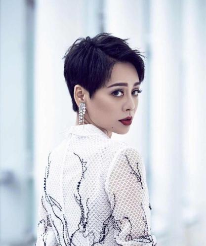 喵酱|拥有“女主脸”的人,一般都有这三个特征,很多人都输在第3点上