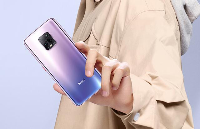 在性能为王的时代，小米毅然做好性价比，用价格感动平民党