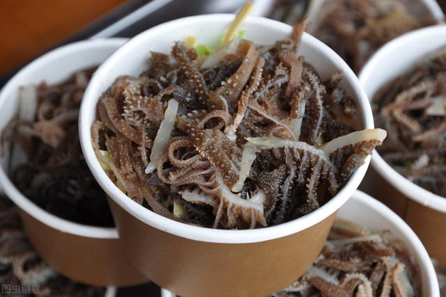 吃麻辣烫时，专挑角落里的5样“贵菜”，老板：不是吃货就是同行