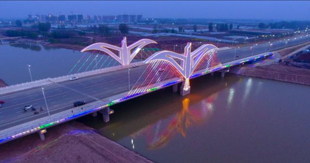 「世界那么大」盘点濮阳颜值最高的三座桥，每一座都美轮美奂