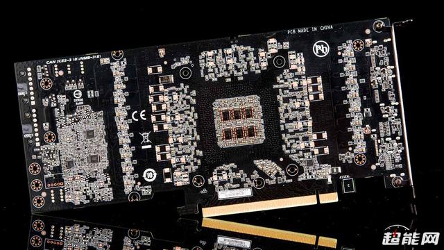 技嘉RTX 3080 VISION OC雪鹰显卡评测