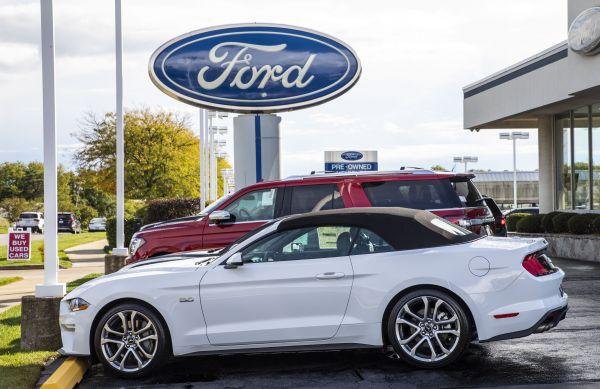 亏损|造电动车“太烧钱”？老牌巨头都吃不消 福特亏损近13亿美元