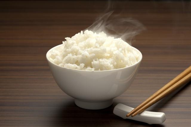 「超级宝妈」儿科医生提醒：补钙≠长高，真正决定身高的是这个