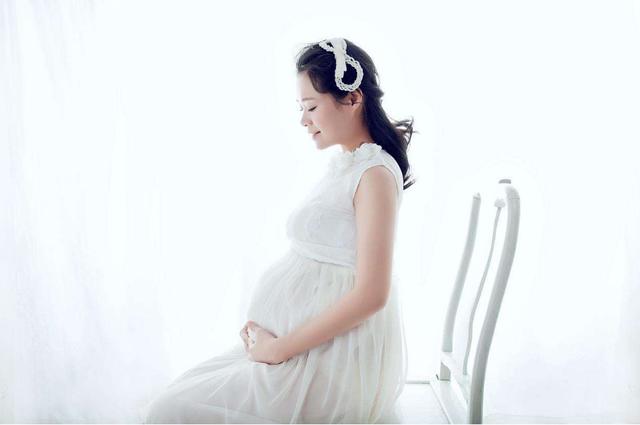 「超级宝妈」怀孕后的准妈妈洗澡要注意哪些？避免以下几点，让宝宝健康发育！