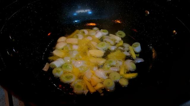 冬季必备的3款汤，不到10分钟就做好，一口就上瘾