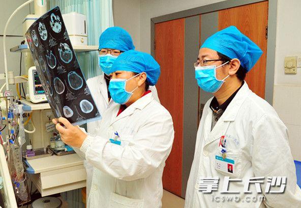 8岁女孩吃饭、考试甚至走路都容易睡着，医生说这是一种罕见病