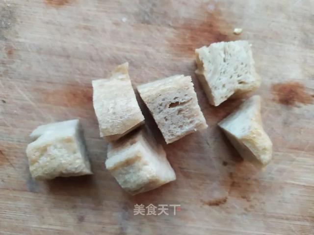 自制烤面筋，干净卫生，味道一点也不比外面卖的差！超级美味