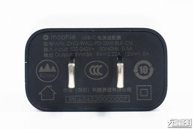 经典传承，质量保证：mophie 20W PD 充电器评测