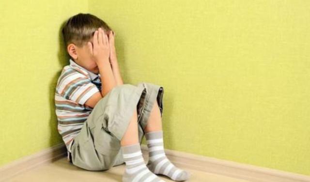 适度自卑，或许让孩子更优秀，别把自卑当作“病”