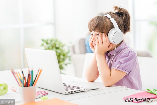 你的育儿经|孩子听音乐写作业有利有弊，父母应正确引导和督促，以免影响学习