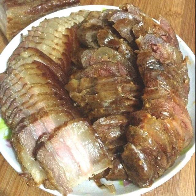年夜饭|一张小方桌，一荤又一素