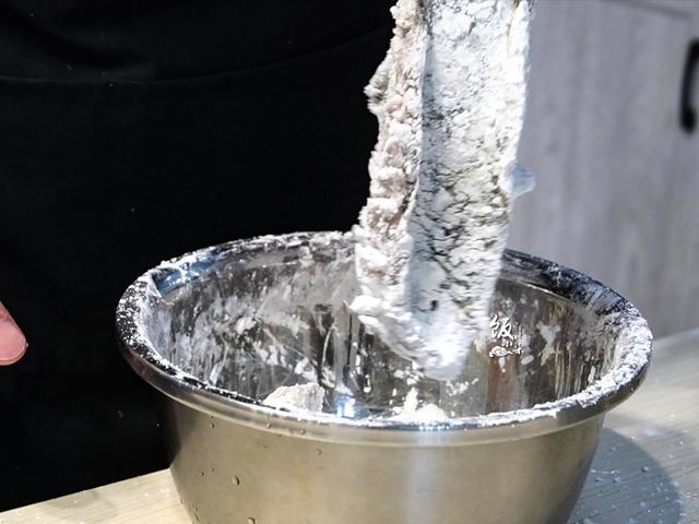 转眼过年了，年夜饭准备做这道菜，好吃又吉祥，寓意年年有余