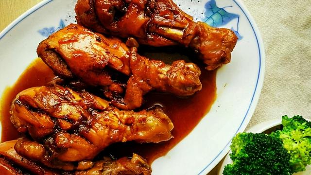 可乐鸡腿，咸甜风味，老人小孩全喜欢吃，做法简单包教包会