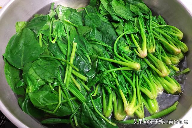 明日小寒，多给家人吃这3道菜，便宜好吃又营养，应季而食身体棒