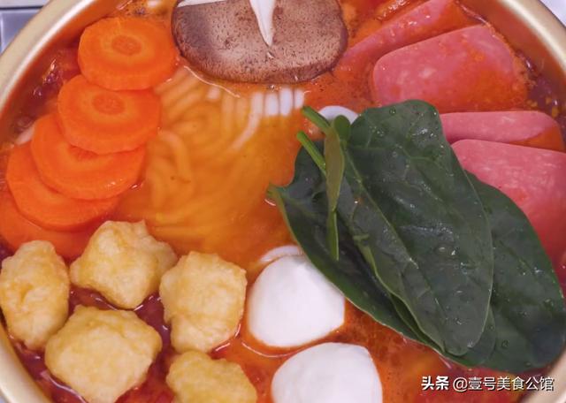 土豆粉这样做太好吃，鲜酸味美，荤素搭配，老少皆宜的美食