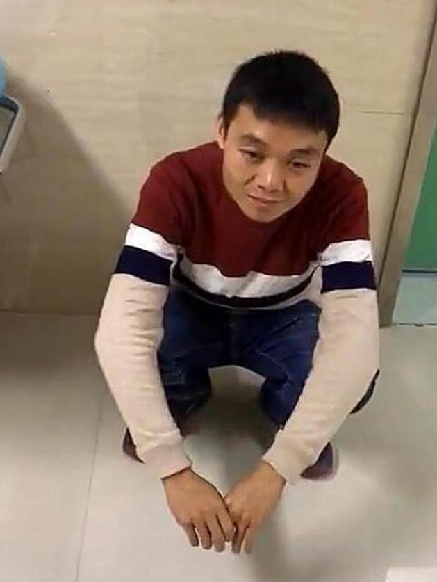 你的育儿经：二胎盼“小棉袄”，结果又生了个儿子，这几位爸爸的表情挺现实