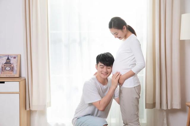 伐木累|孕晚期妈妈要不要继续上班呢?都有哪些需要注意的?