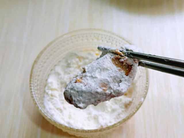 这样烤鸡翅低脂又健康，味道完全不输外面卖的，孩子们也喜欢