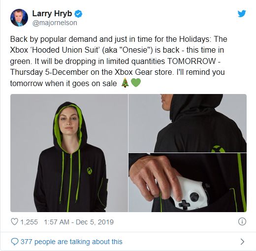 【太平洋电脑网】微软Xbox连体卫衣回归：100%聚酯纤维制成并配有兜帽