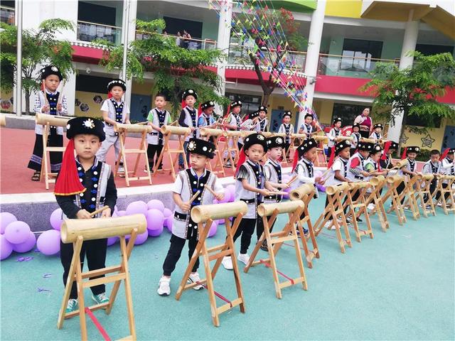超级宝妈|泸水市幼儿园：边疆娃娃心向党 民族团结共成长