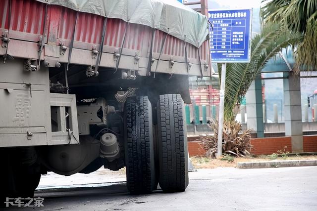 不装淋水器就等于没装刹车？货车洒水器真的必不可少吗？