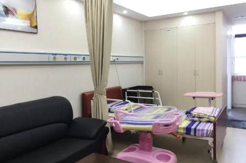 真人示范！护士小姐姐教学孕期运动，躺着就能做