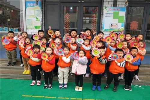 桓台县实幼集团恒星幼儿园举行迎新年联欢会