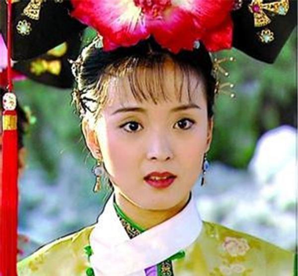 还珠:主子丫鬟清一色的空气刘海?你或许忘了,此人刘海很特殊影视交流地