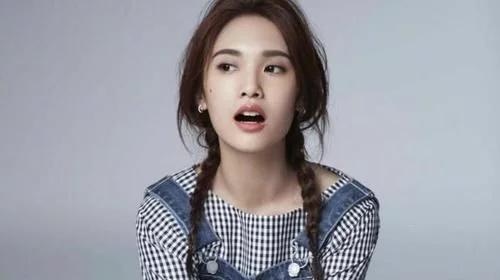 老猫念诗|女人的美与年龄无关！杨丞琳追《乘风破浪的姐姐》，赞宁静美炸天