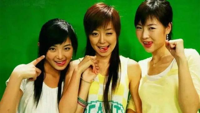 小瓶盖|第一届《超女》8强现状如何？4人销声匿迹，冠军处境让人心酸