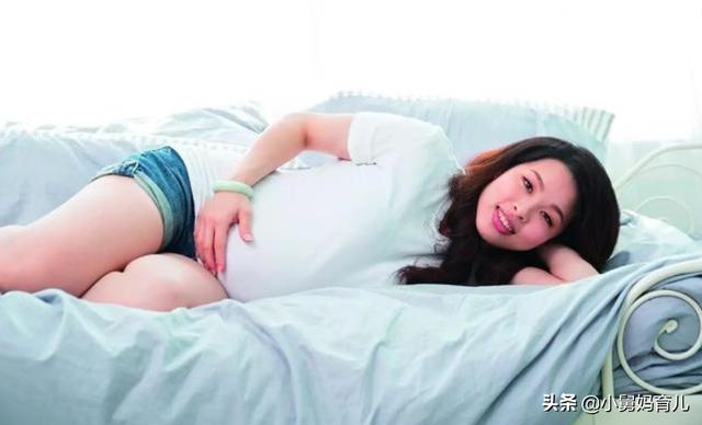 梦的色彩|到了不同的怀孕期间,所采取的睡姿也有所不同,孕妈们要注意