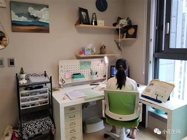 孩子|三个妈妈给娃精心布置“书桌区”，好多“鸡娃小心机”
