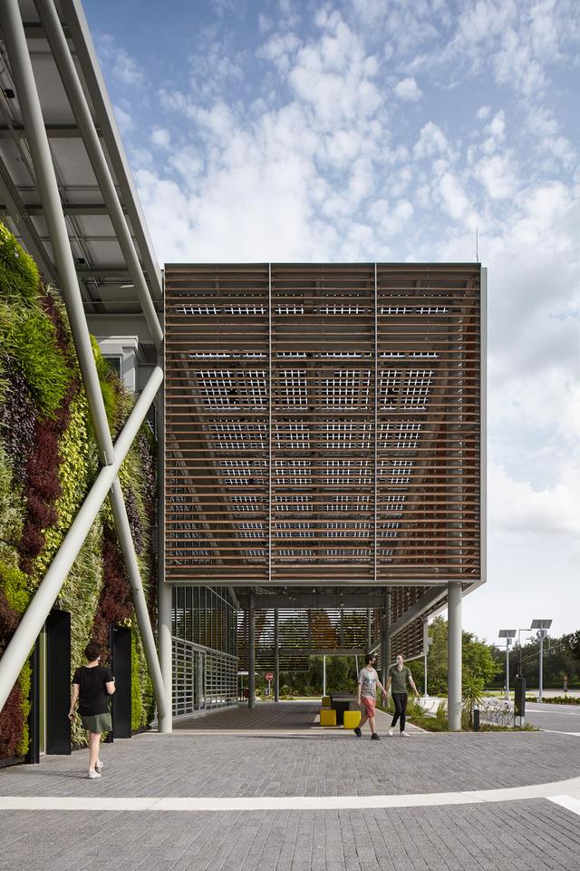 这家智能快餐店，单车发电，用脚开门，你乐意买单吗？