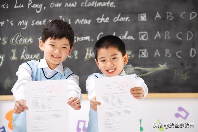 你的育儿经■想要孩子爱上学习，父母切忌唯分数论，这样评估孩子才能进步快