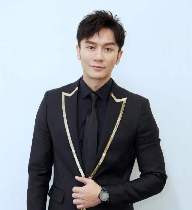 《奔跑吧》李晨身为赞助品牌代言人却不喝品牌饮料，被打马赛克|资讯早知道