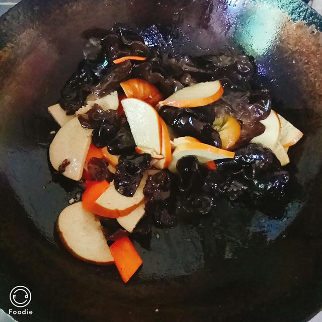 你的育儿经@隔三差五给孩子吃些它，营养丰富又美味，不用担心孩子挑食不长个