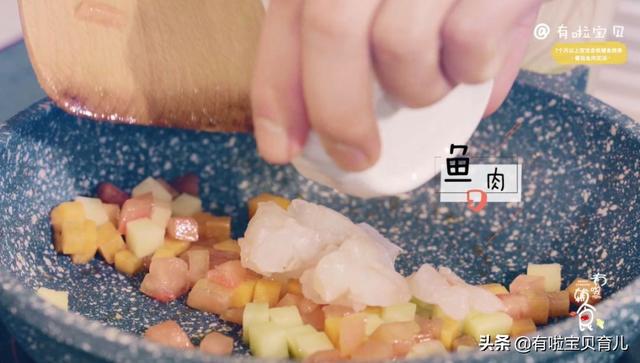 超级宝妈@宝宝不爱吃辅食，试试这道汤，酸甜可口又补铁！
