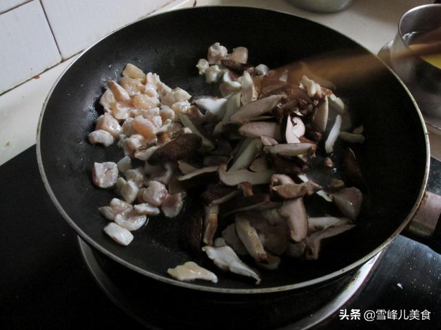 早餐这样做孩子再挑食也爱吃，营养丰富钙质高，常常这样吃长高个