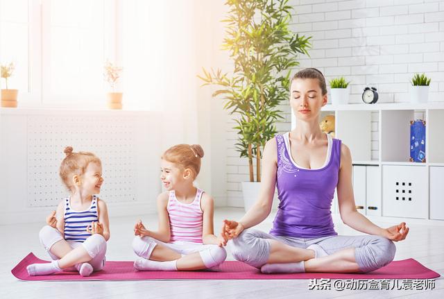 【超级宝妈】孩子很容易分心，这是一种简单的方式，可以训练我们和孩子注意力