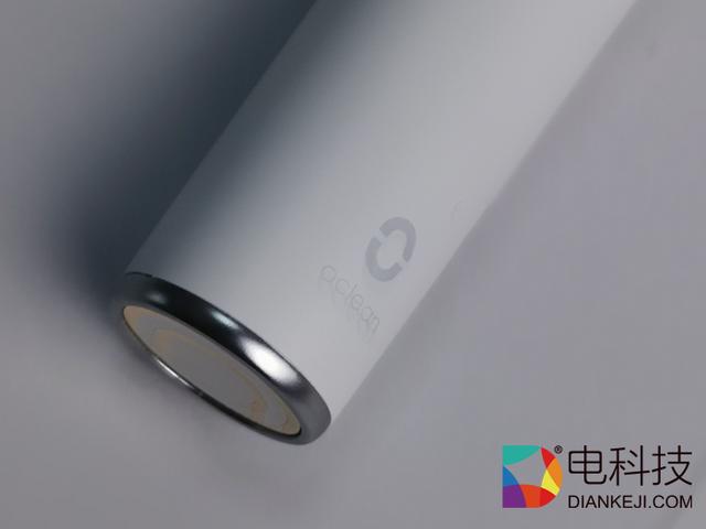 颜值与实力的双重结合，Oclean Air 2刷出口腔清新