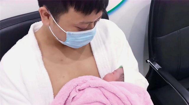 【超级宝妈】带娃不只是妈妈的责任，提升宝爸的责任感，可以从这些小事做起