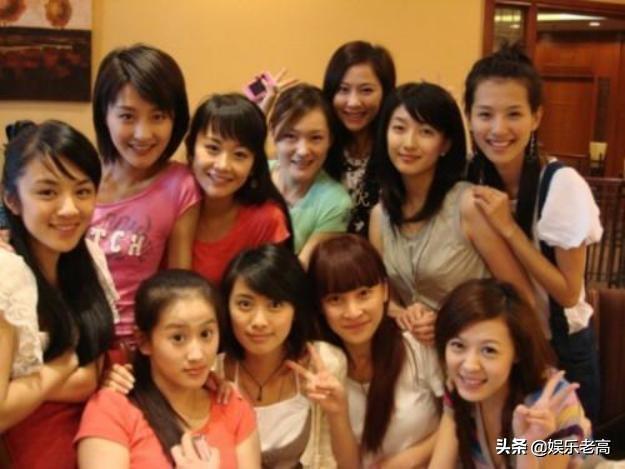 大学时期就甜美可爱，如今更是，把别人都变成背景|9号放映厅