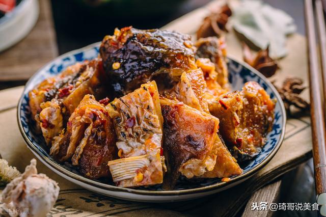 备年货，不光是腊肉，这4种腊货也要有，满满柴火味道，年味十足