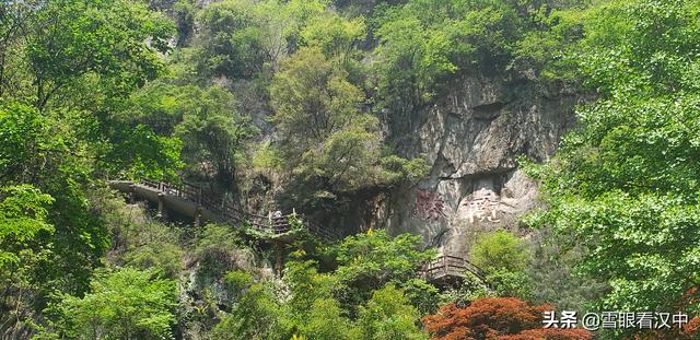 【旅行百事通】天热哪里去?到汉中这个景点玩水纳凉咥美食,油门一踩40分钟就到