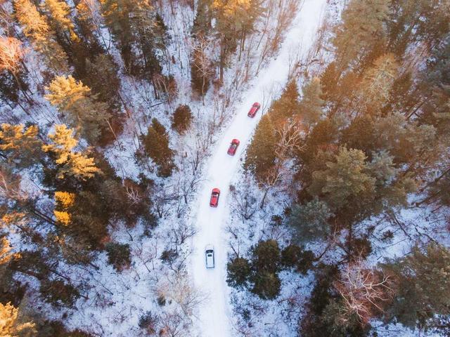 试驾广汽三菱“四驱兄弟”挑战“冰雪版秋名山”