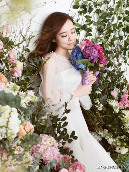 张靓颖出道十五周年,看到她艰难历程,网友直呼不容易电影工厂